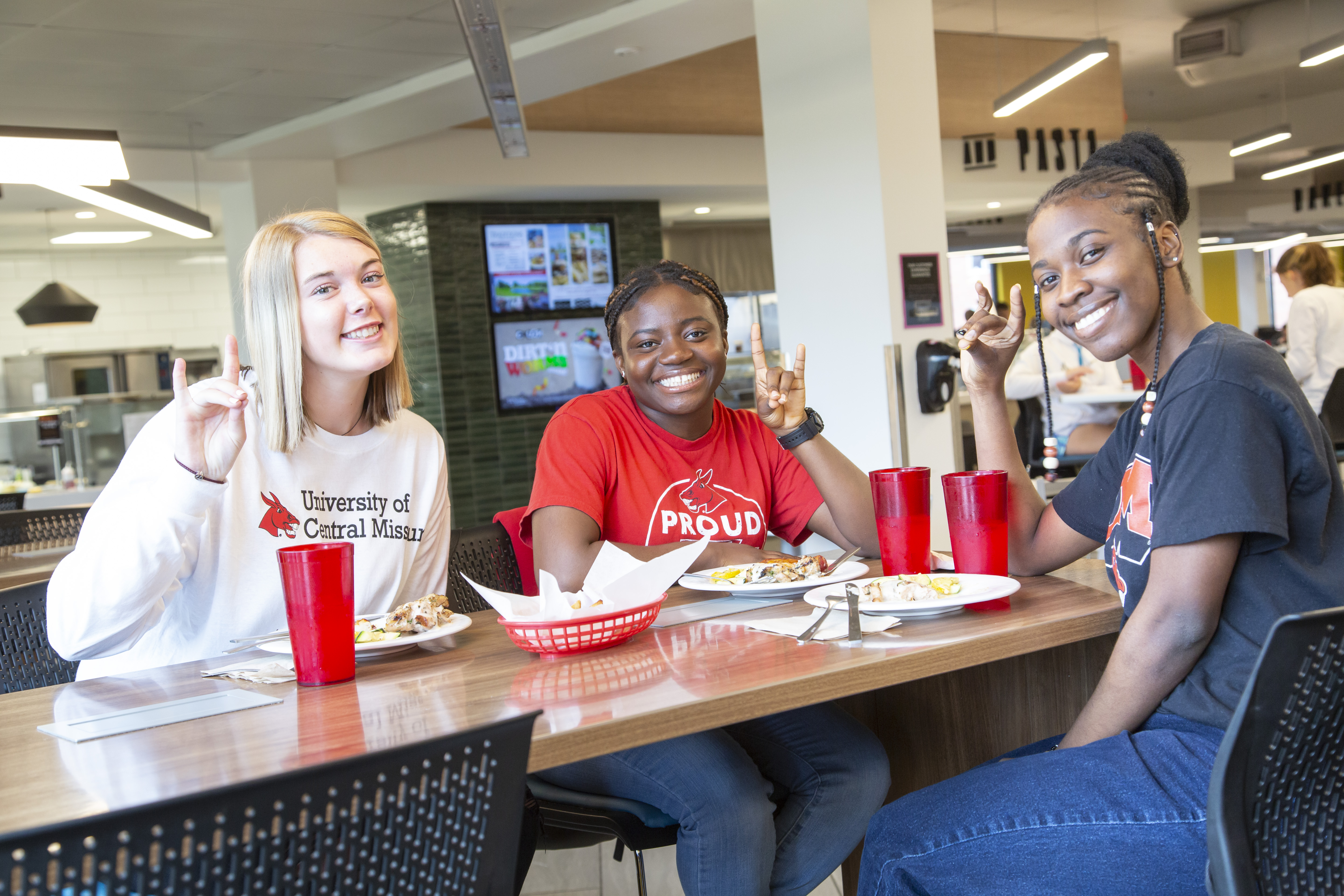 Students eating lunch in the dining hall